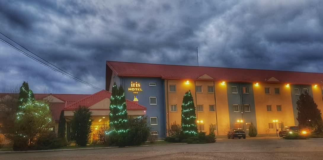 Iris Hotel Bors Ngoại thất bức ảnh