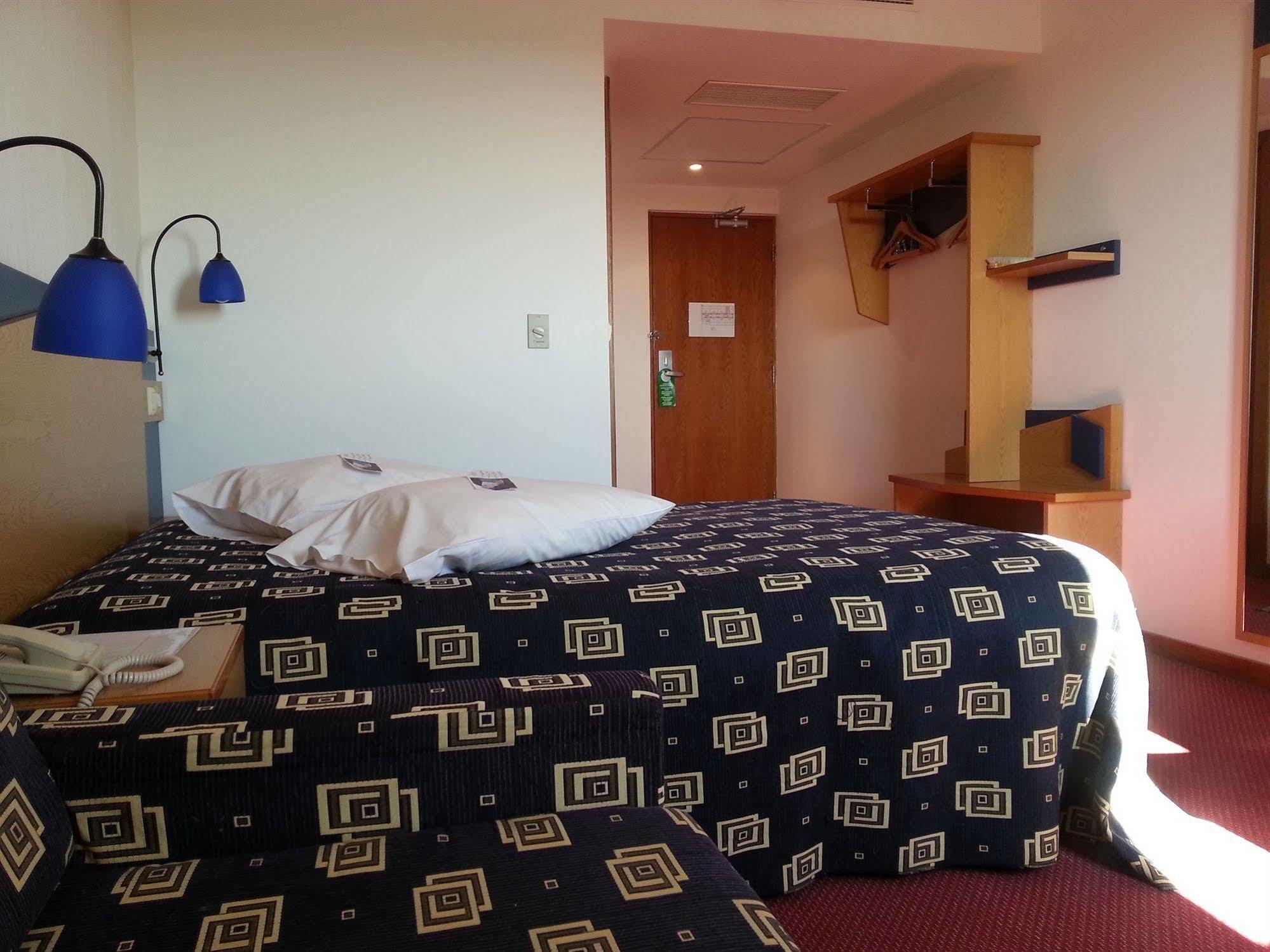 Iris Hotel Bors Ngoại thất bức ảnh